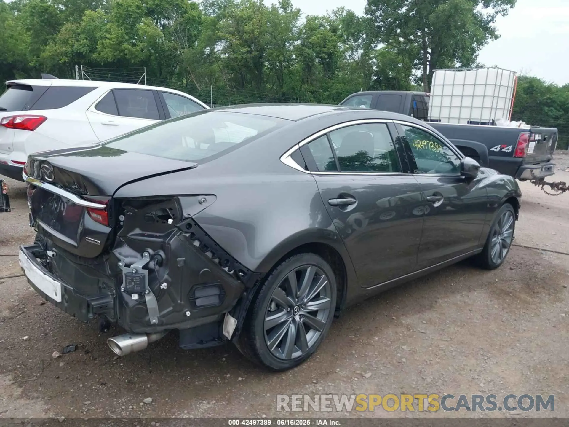 4 Фотография поврежденного автомобиля JM1GL1VM8M1603074 MAZDA MAZDA6 2021