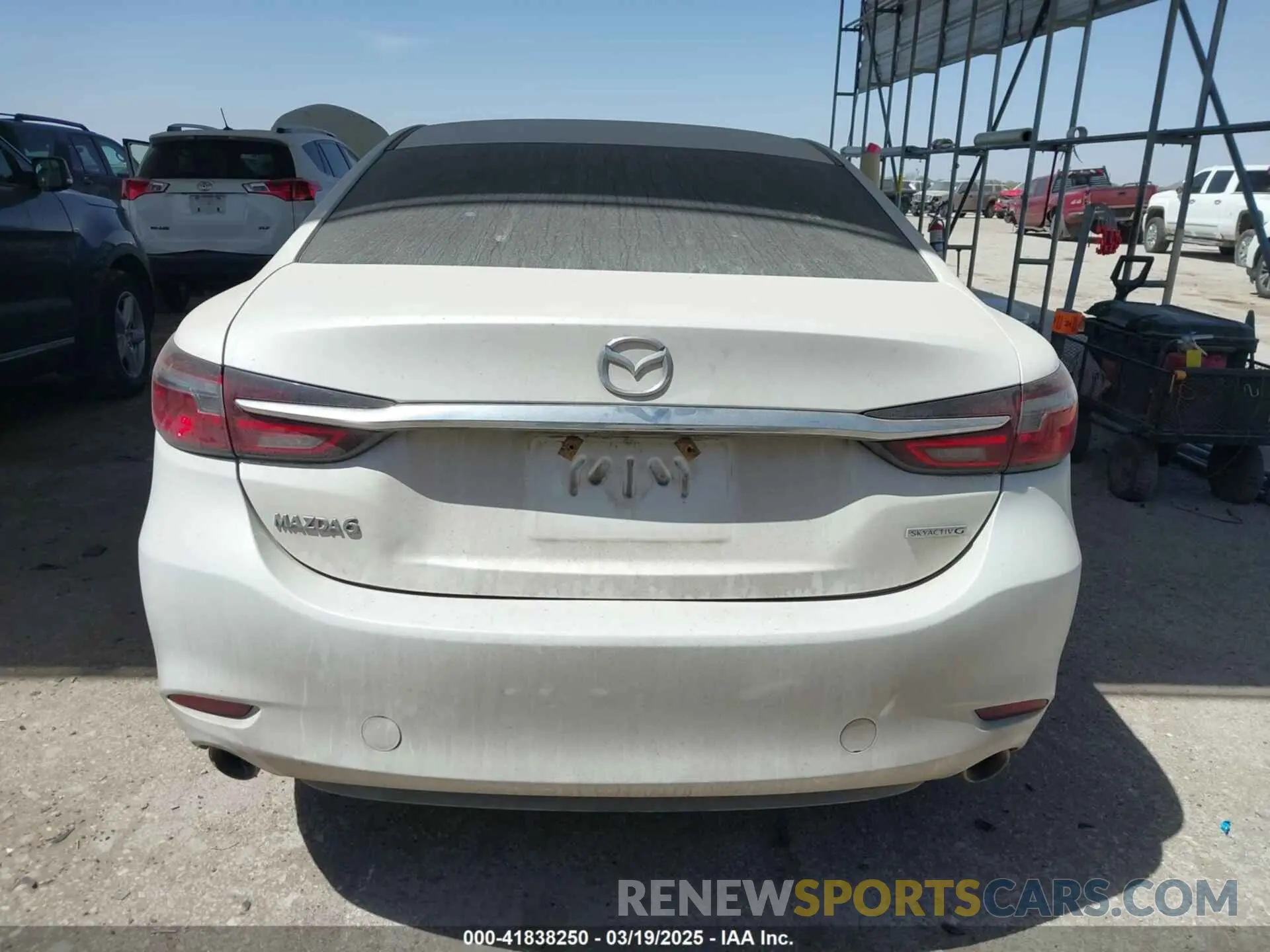 17 Photograph of a damaged car JM1GL1VMXM1608079 MAZDA MAZDA6 2021
