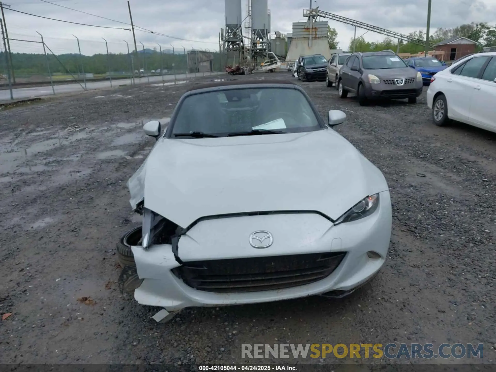12 Фотография поврежденного автомобиля JM1NDAD77K0304999 MAZDA MX-5 MIATA 2019