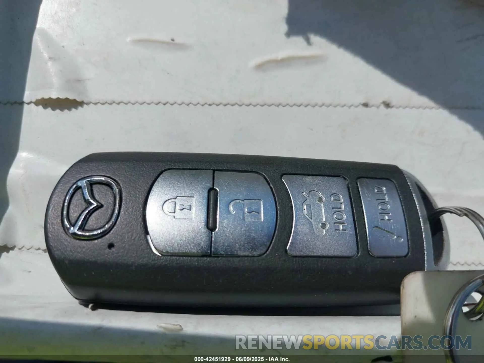 11 Photograph of a damaged car JM1NDAD77K0307238 MAZDA MX-5 MIATA 2019