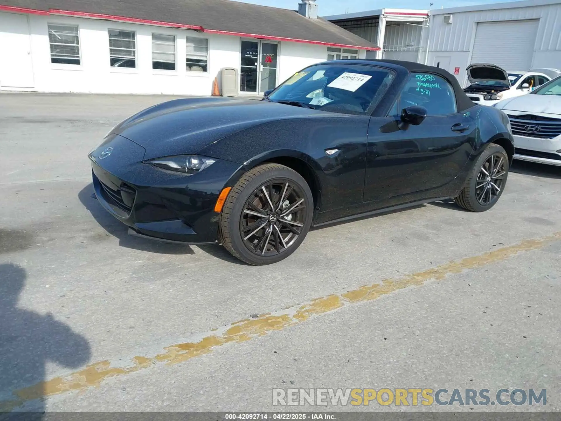 2 Фотография поврежденного автомобиля JM1NDAD71R0605441 MAZDA MX-5 MIATA 2024