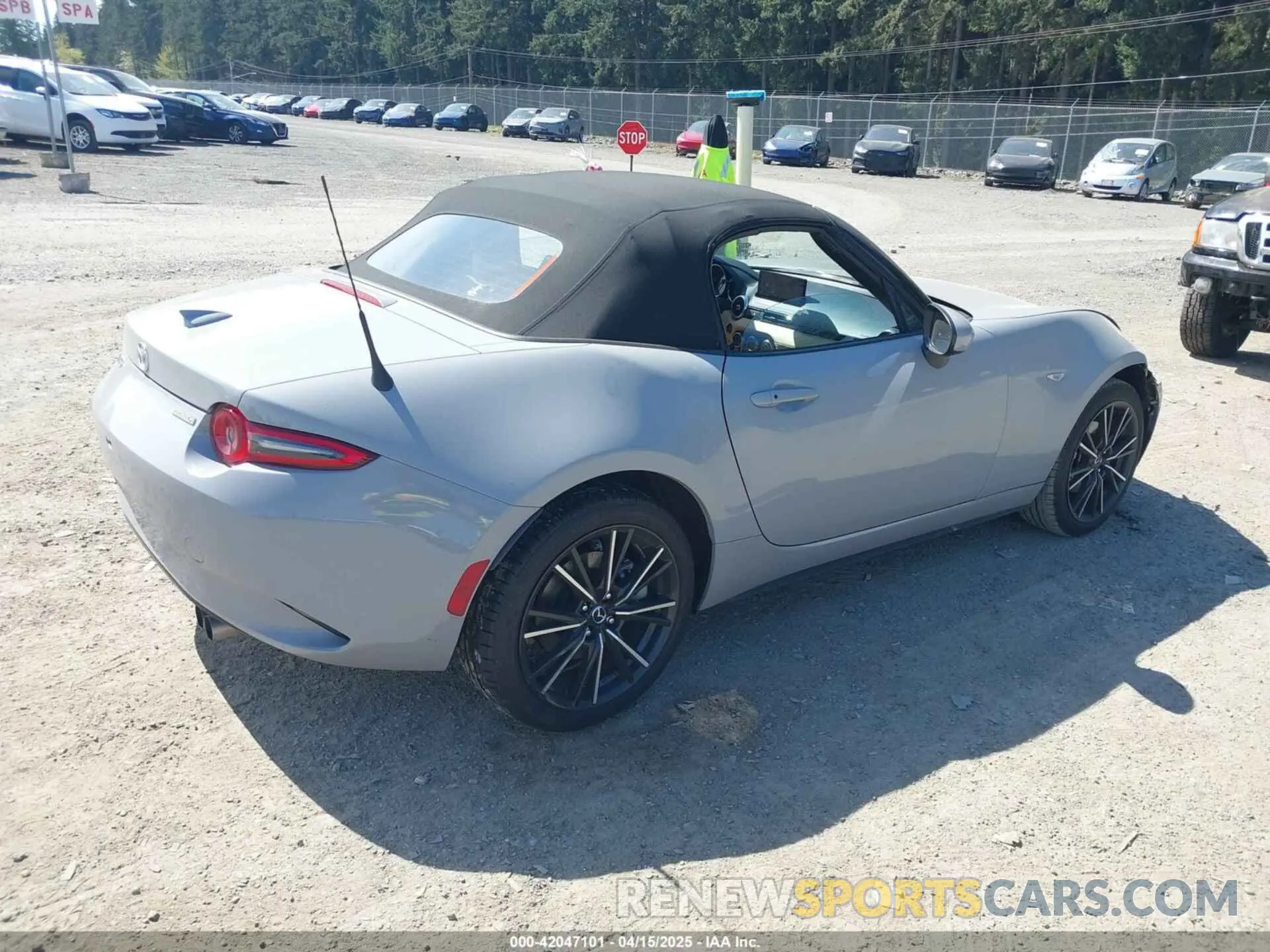 4 Фотография поврежденного автомобиля JM1NDAD78R0606327 MAZDA MX-5 MIATA 2024