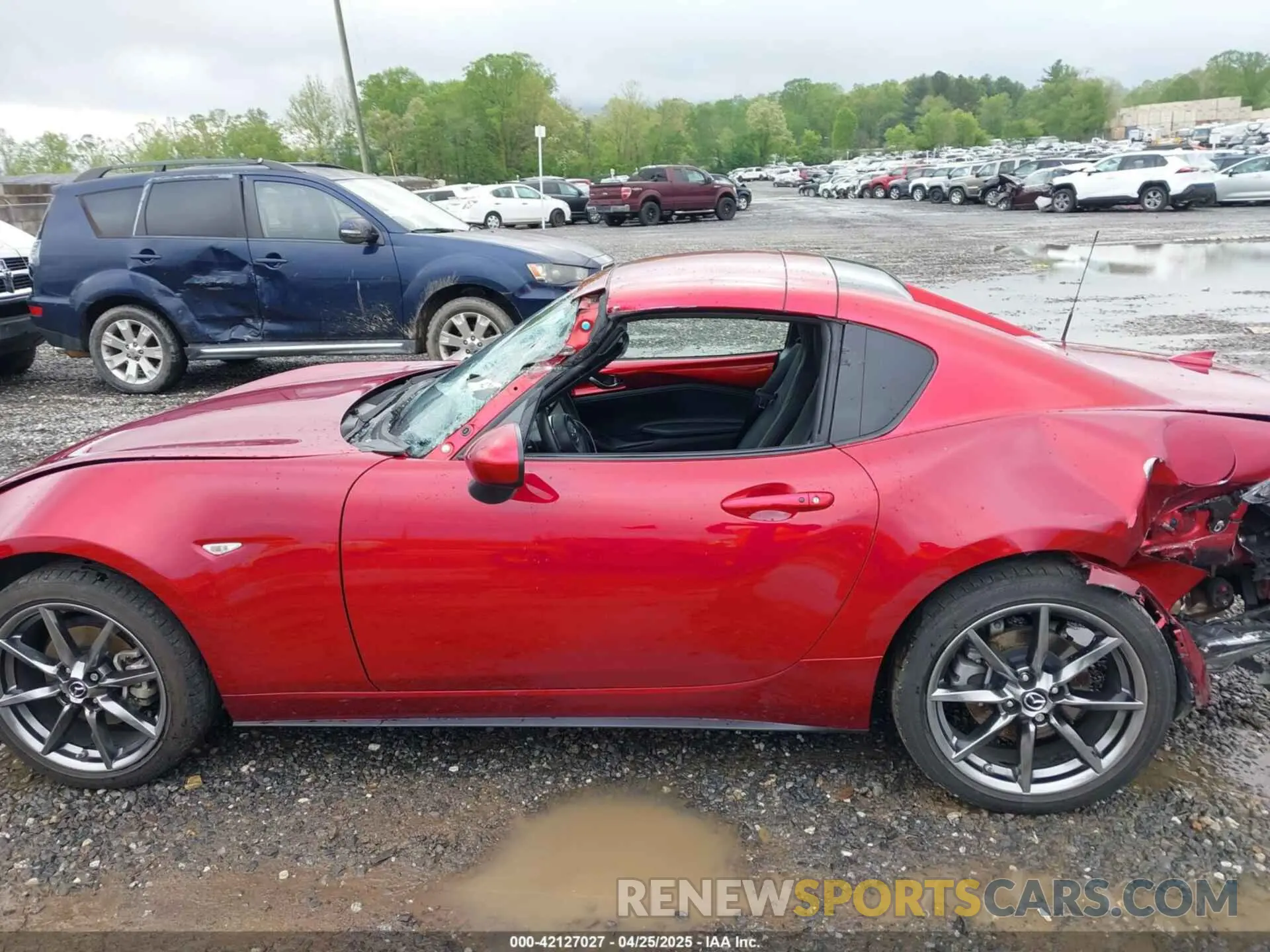 14 Photograph of a damaged car JM1NDAM73L0411985 MAZDA MX-5 MIATA RF 2020