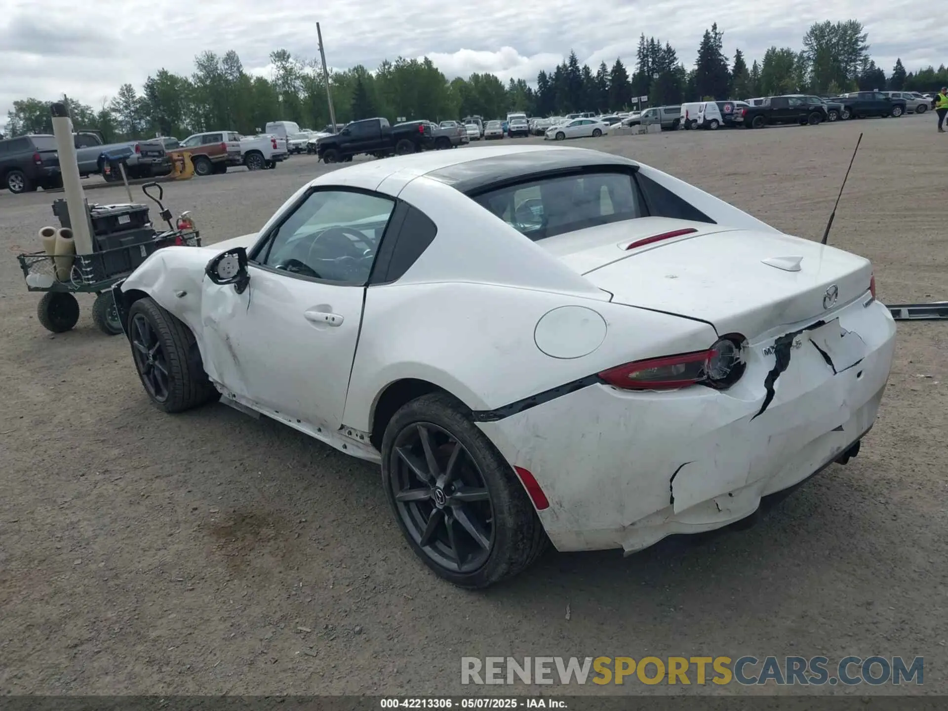 3 Photograph of a damaged car JM1NDAM75L0411647 MAZDA MX-5 MIATA RF 2020