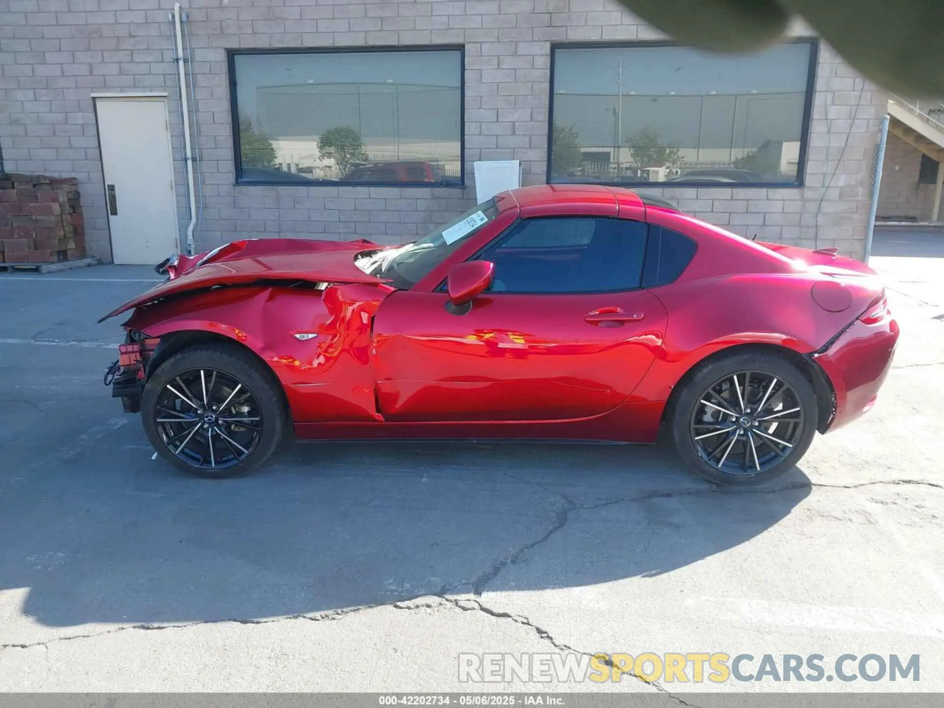 14 Photograph of a damaged car JM1NDAM79R0603310 MAZDA MX-5 MIATA RF 2024
