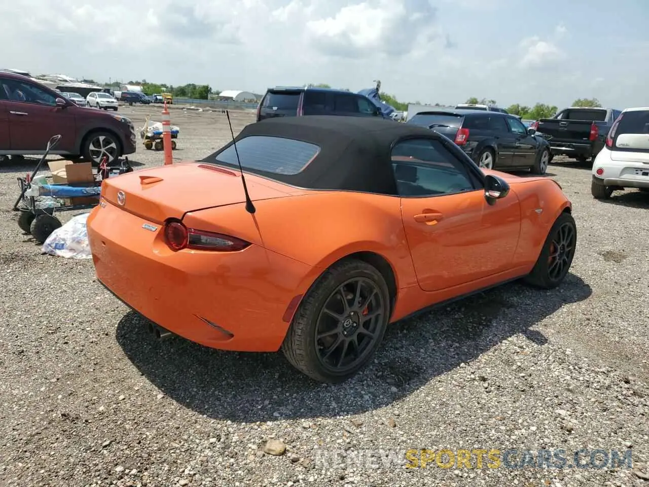 3 Фотография поврежденного автомобиля JM1NDAA79K0400296 MAZDA MX5 2019
