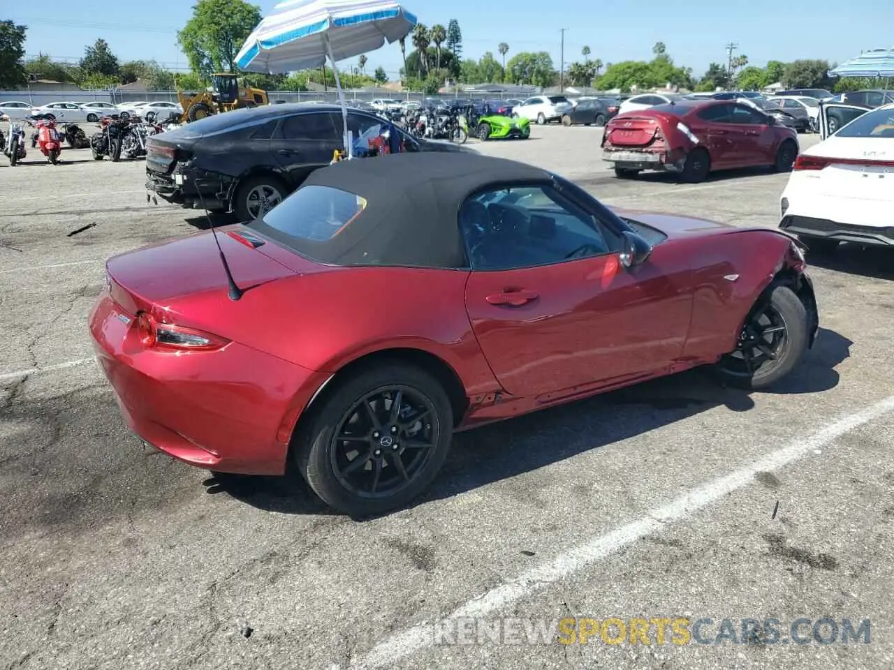 3 Фотография поврежденного автомобиля JM1NDAB77K0303256 MAZDA MX5 2019