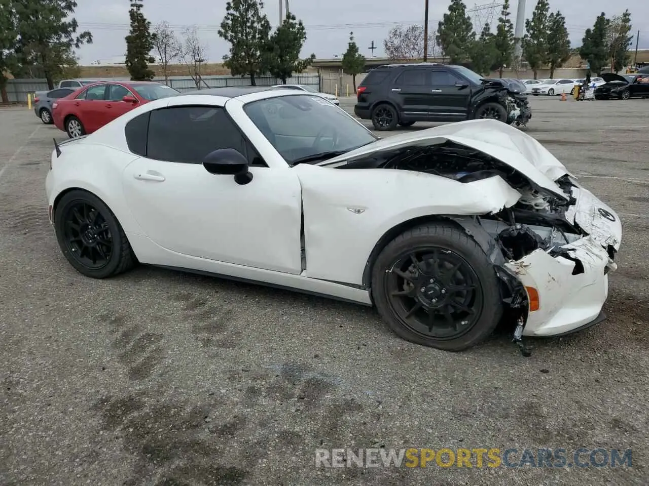 4 Фотография поврежденного автомобиля JM1NDAM71K0304075 MAZDA MX5 2019