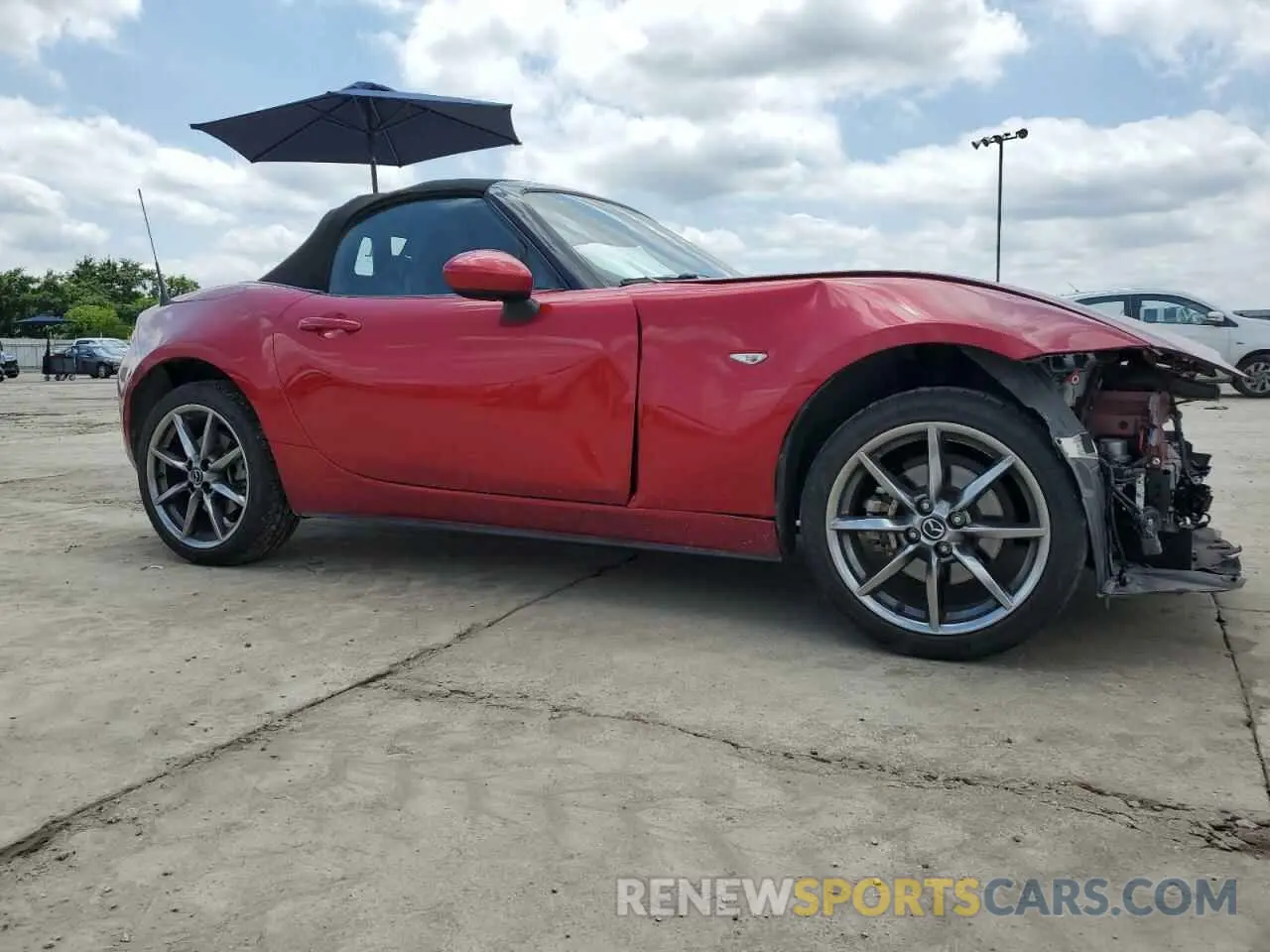 4 Фотография поврежденного автомобиля JM1NDAD7XM0458609 MAZDA MX5 2021