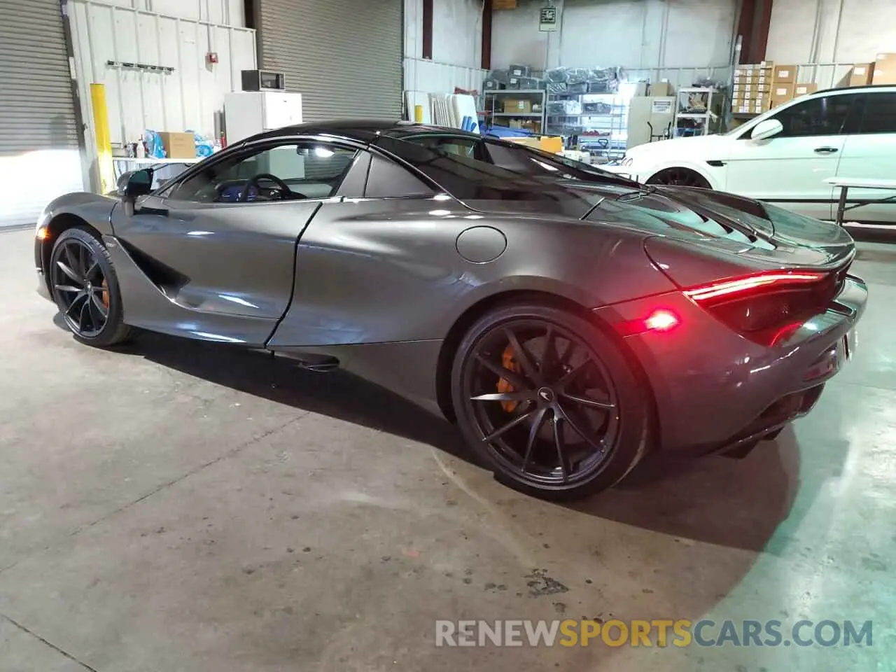 2 Photograph of a damaged car SBM14FCA4MW006331 MCLAREN AUTOMOTIVE ALL MODELS 2021