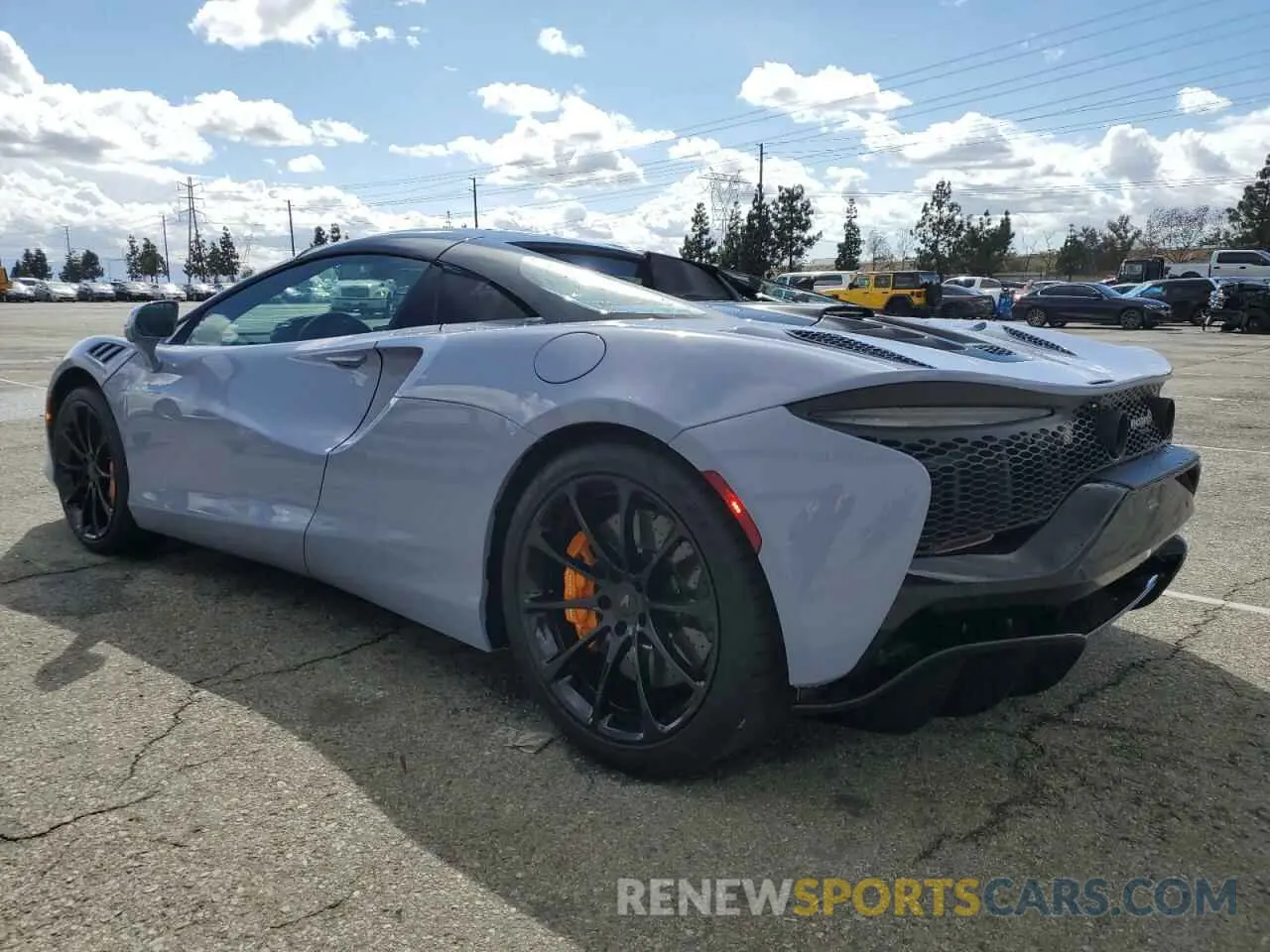 2 Photograph of a damaged car SBM16BEA4SW002969 MCLAREN AUTOMOTIVE ARTURA 2025