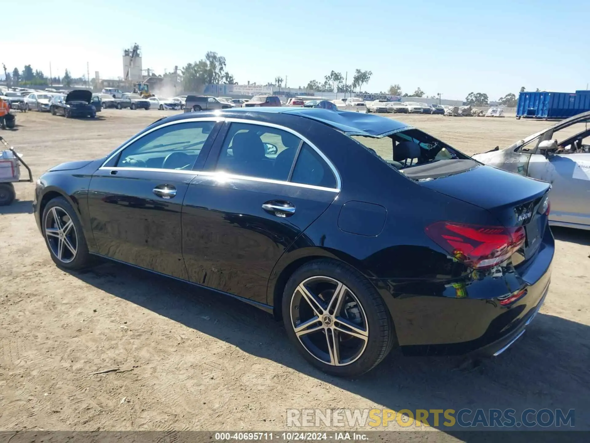 3 Фотография поврежденного автомобиля WDD3G4EB1KW022153 MERCEDES-BENZ A 220 2019