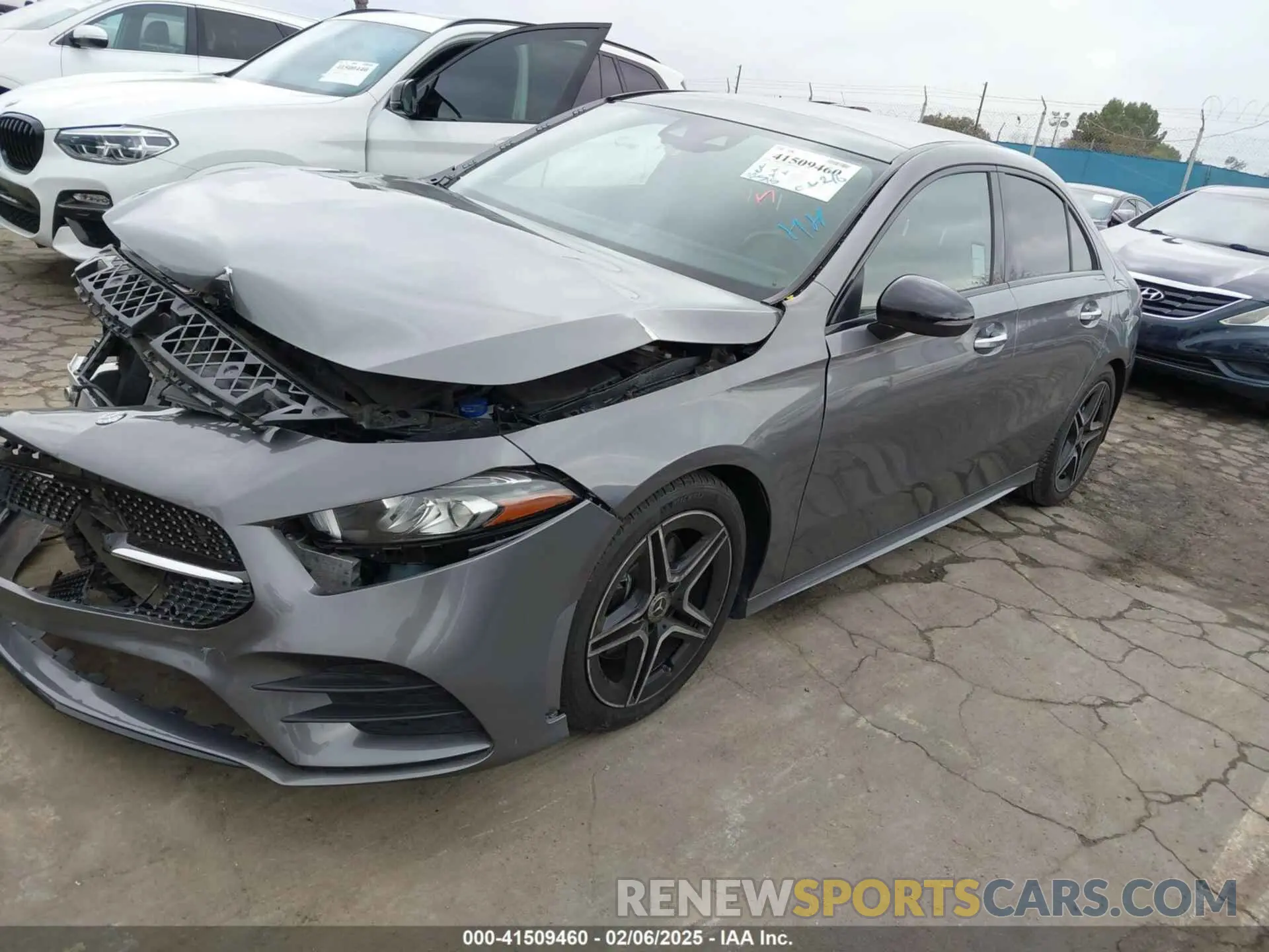 2 Photograph of a damaged car WDD3G4EB2KW003031 MERCEDES-BENZ A 220 2019