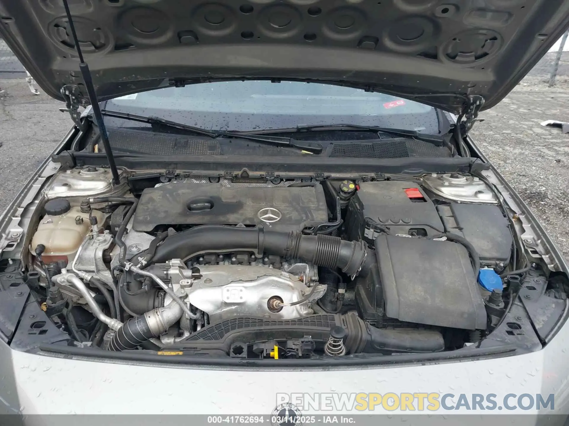 10 Фотография поврежденного автомобиля WDD3G4EB5KW035178 MERCEDES-BENZ A 220 2019