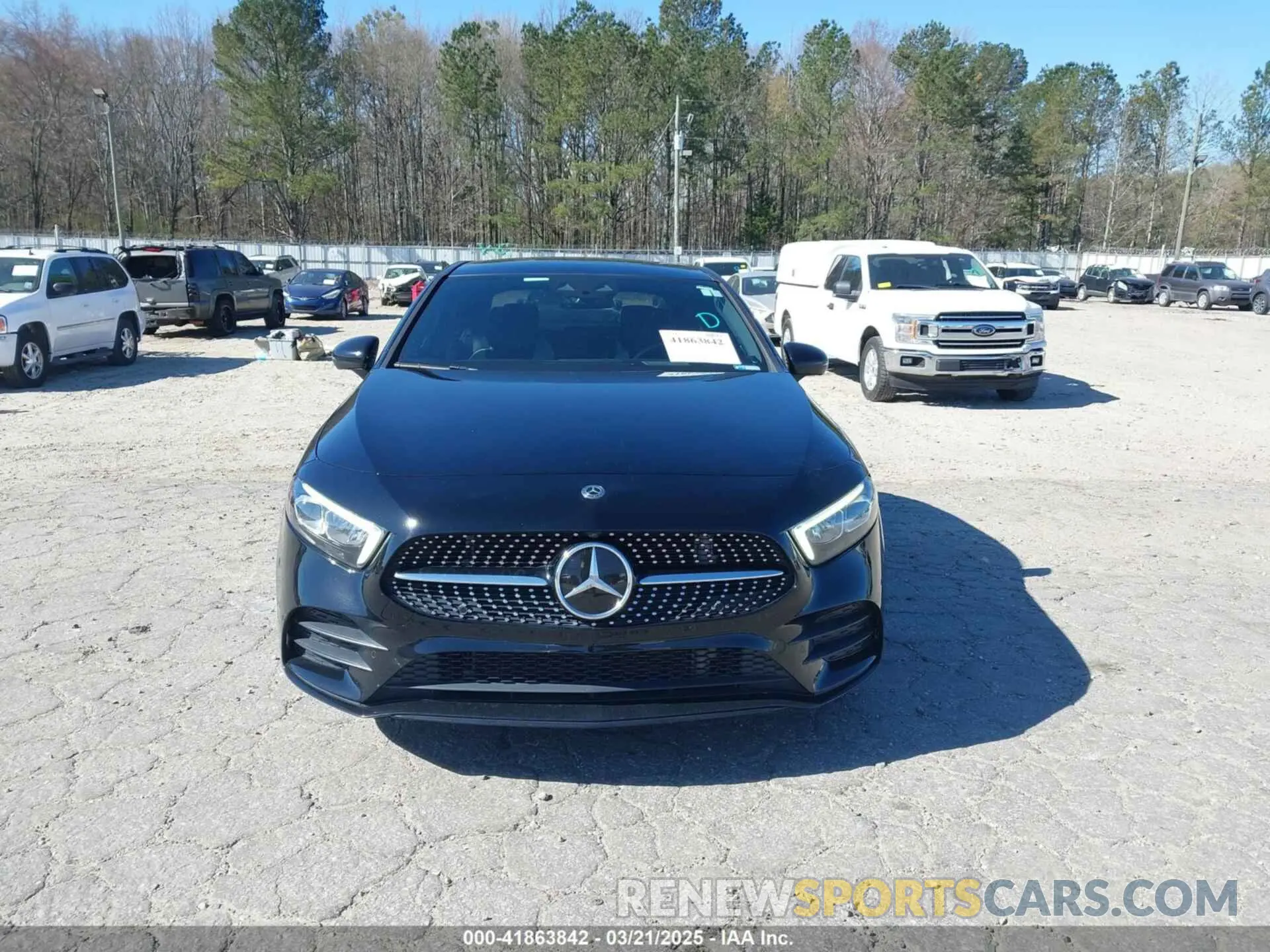 12 Photograph of a damaged car WDD3G4EB6KW028269 MERCEDES-BENZ A 220 2019