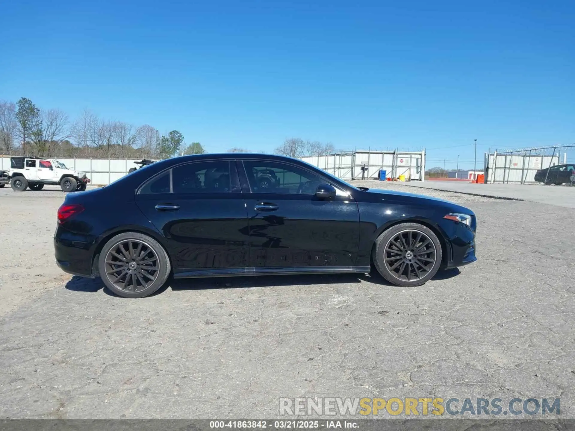 13 Photograph of a damaged car WDD3G4EB6KW028269 MERCEDES-BENZ A 220 2019