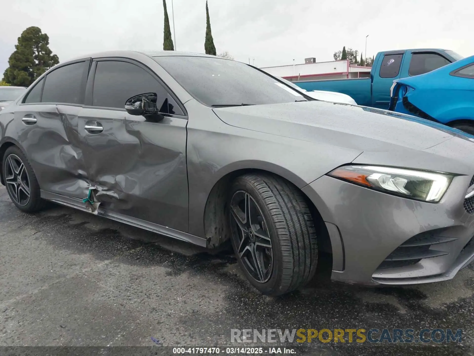 13 Photograph of a damaged car WDD3G4EB9KW002426 MERCEDES-BENZ A 220 2019