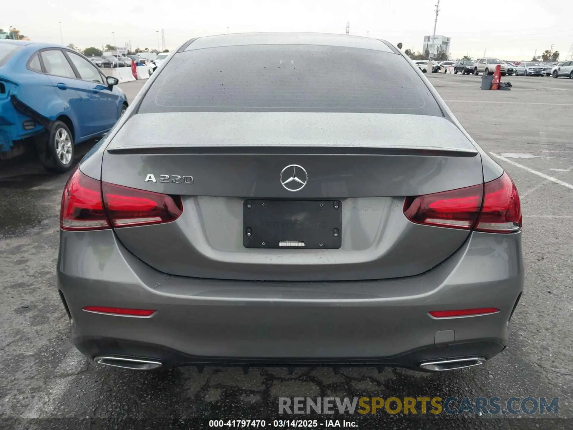 16 Photograph of a damaged car WDD3G4EB9KW002426 MERCEDES-BENZ A 220 2019