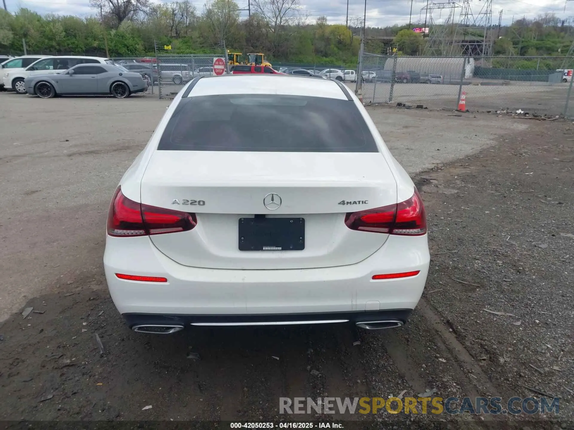 15 Photograph of a damaged car WDD3G4FB1KW030381 MERCEDES-BENZ A 220 2019
