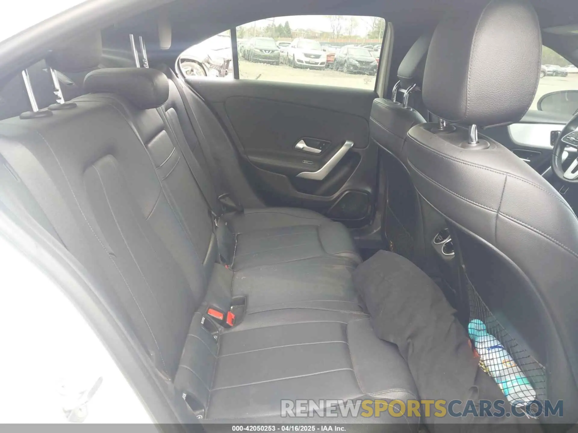 8 Photograph of a damaged car WDD3G4FB1KW030381 MERCEDES-BENZ A 220 2019
