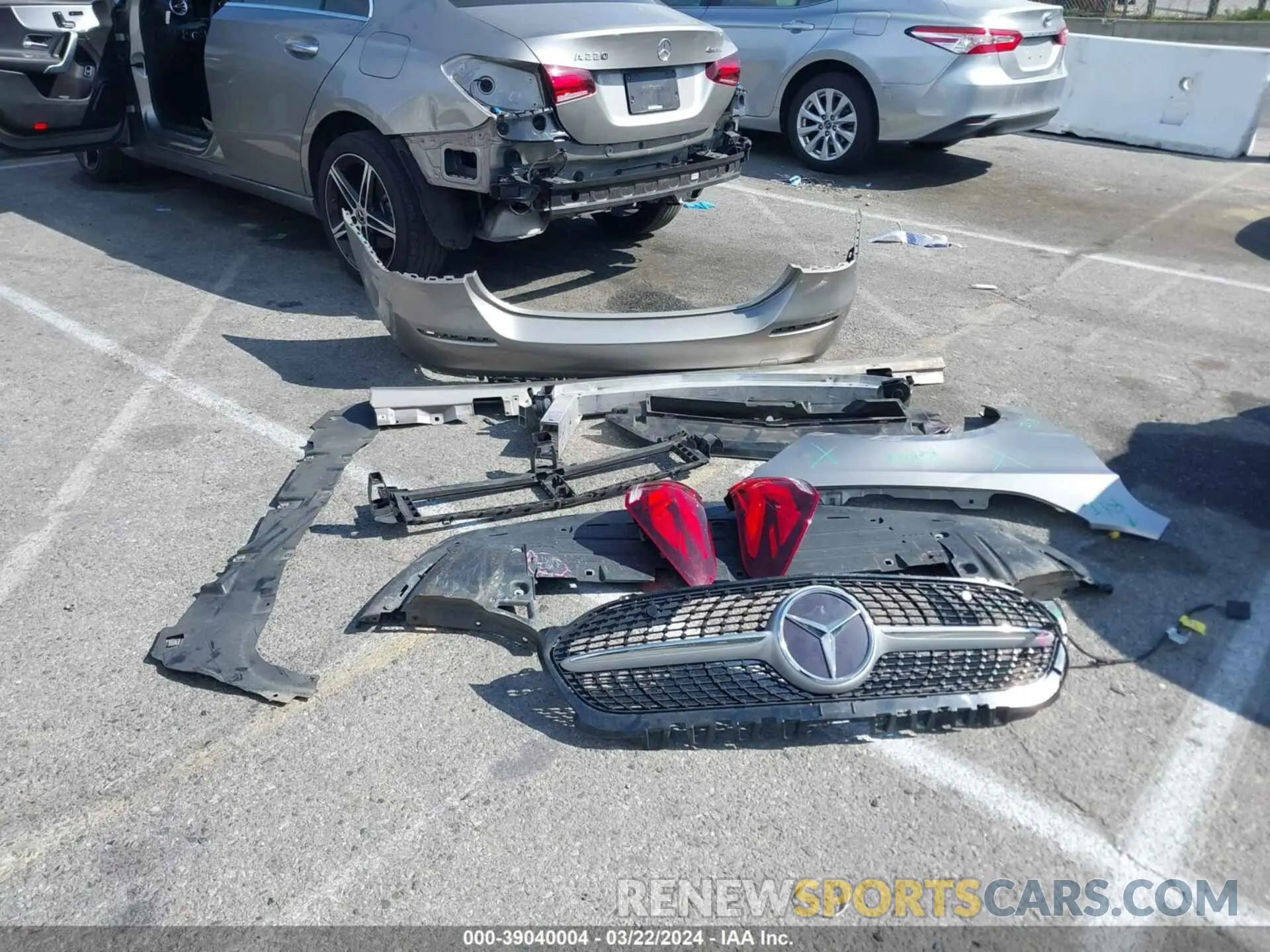 12 Фотография поврежденного автомобиля WDD3G4FB2KW027702 MERCEDES-BENZ A 220 2019