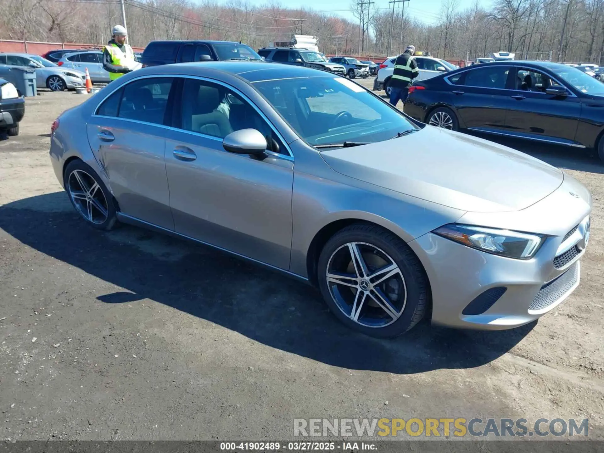 1 Photograph of a damaged car WDD3G4FB7KW022334 MERCEDES-BENZ A 220 2019