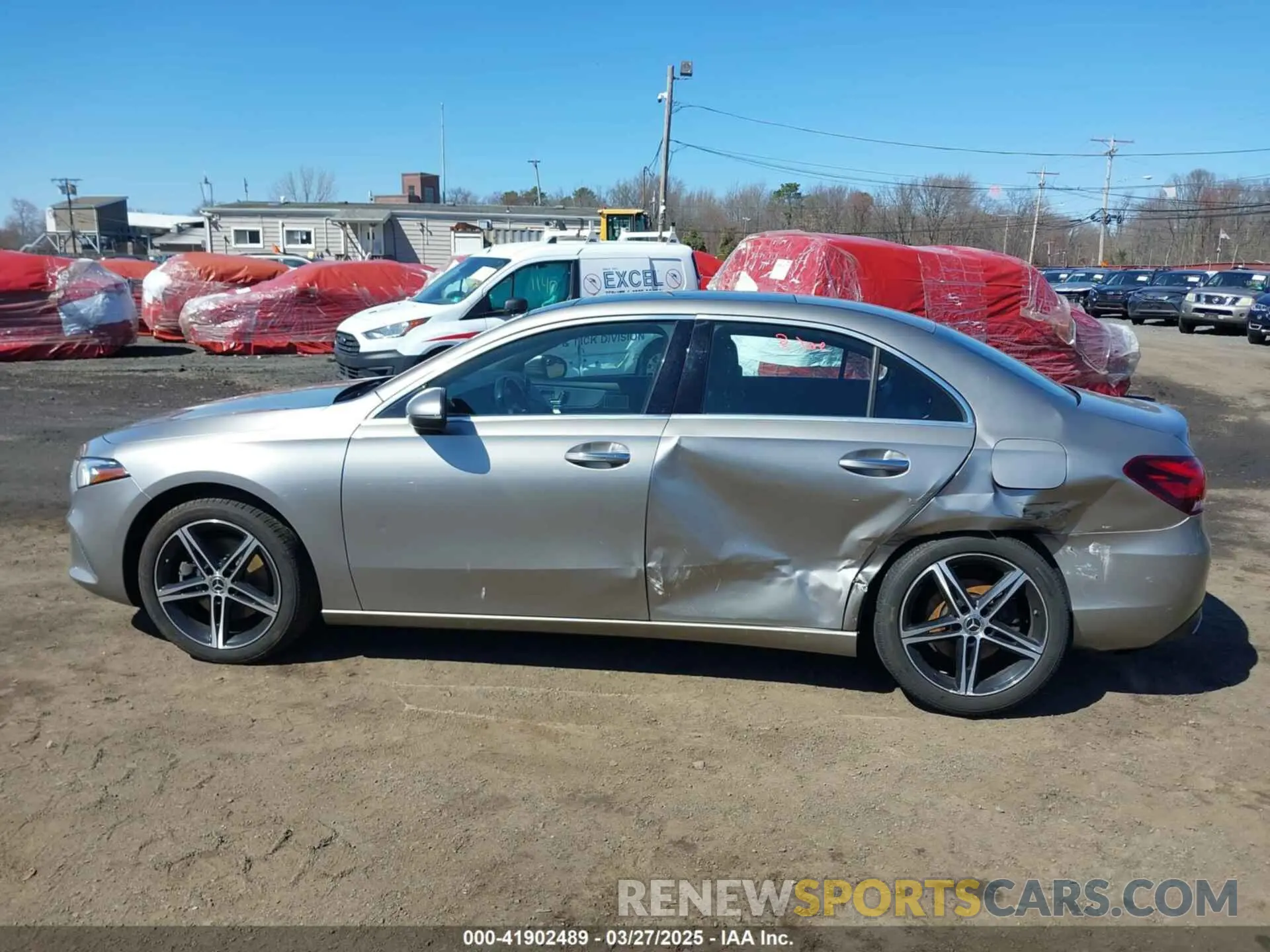 14 Photograph of a damaged car WDD3G4FB7KW022334 MERCEDES-BENZ A 220 2019