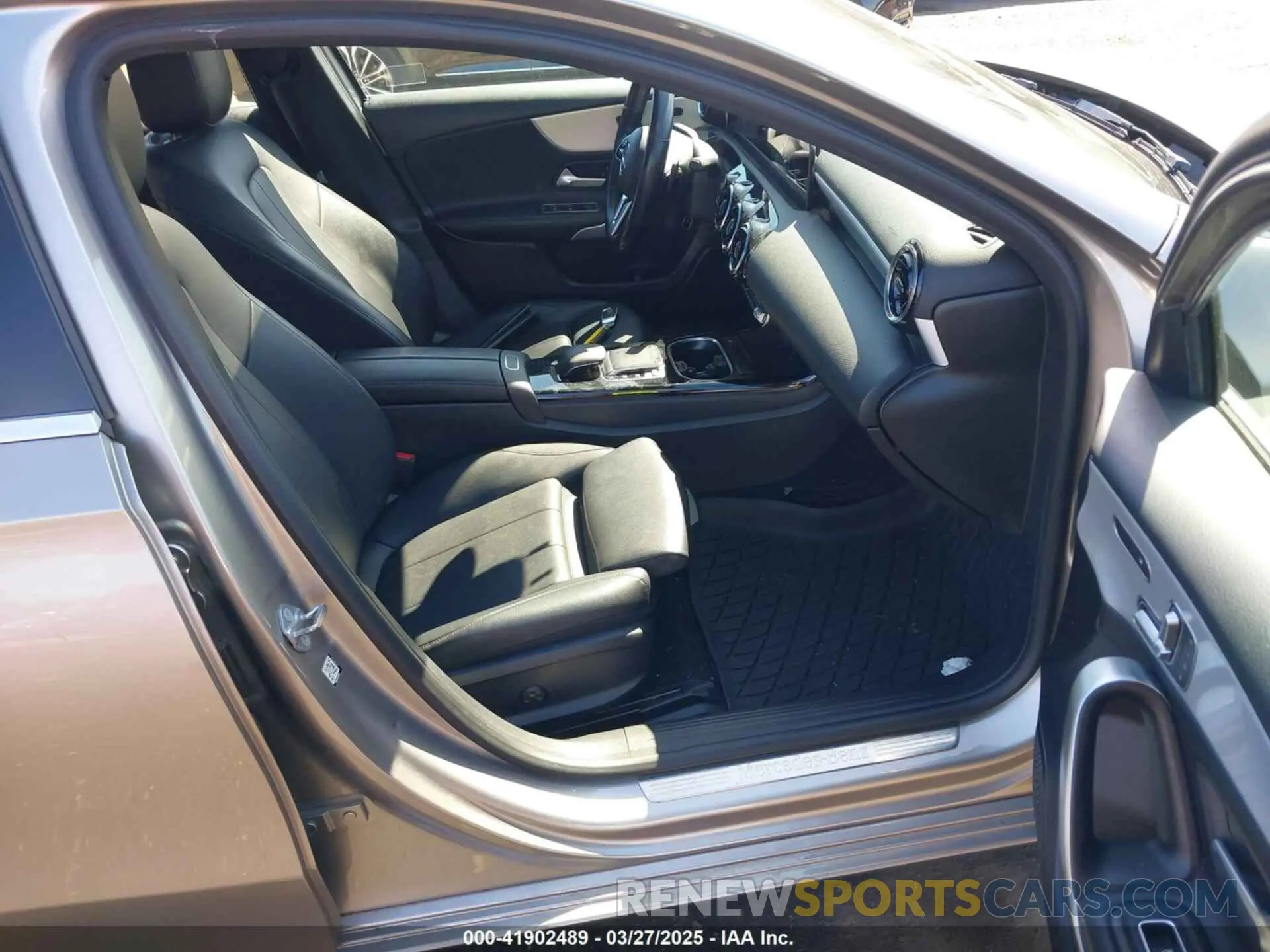 5 Photograph of a damaged car WDD3G4FB7KW022334 MERCEDES-BENZ A 220 2019