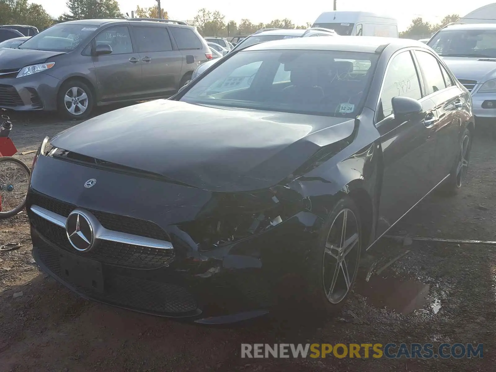 2 Photograph of a damaged car WDD3G4FB7KW035147 MERCEDES-BENZ A 220 2019