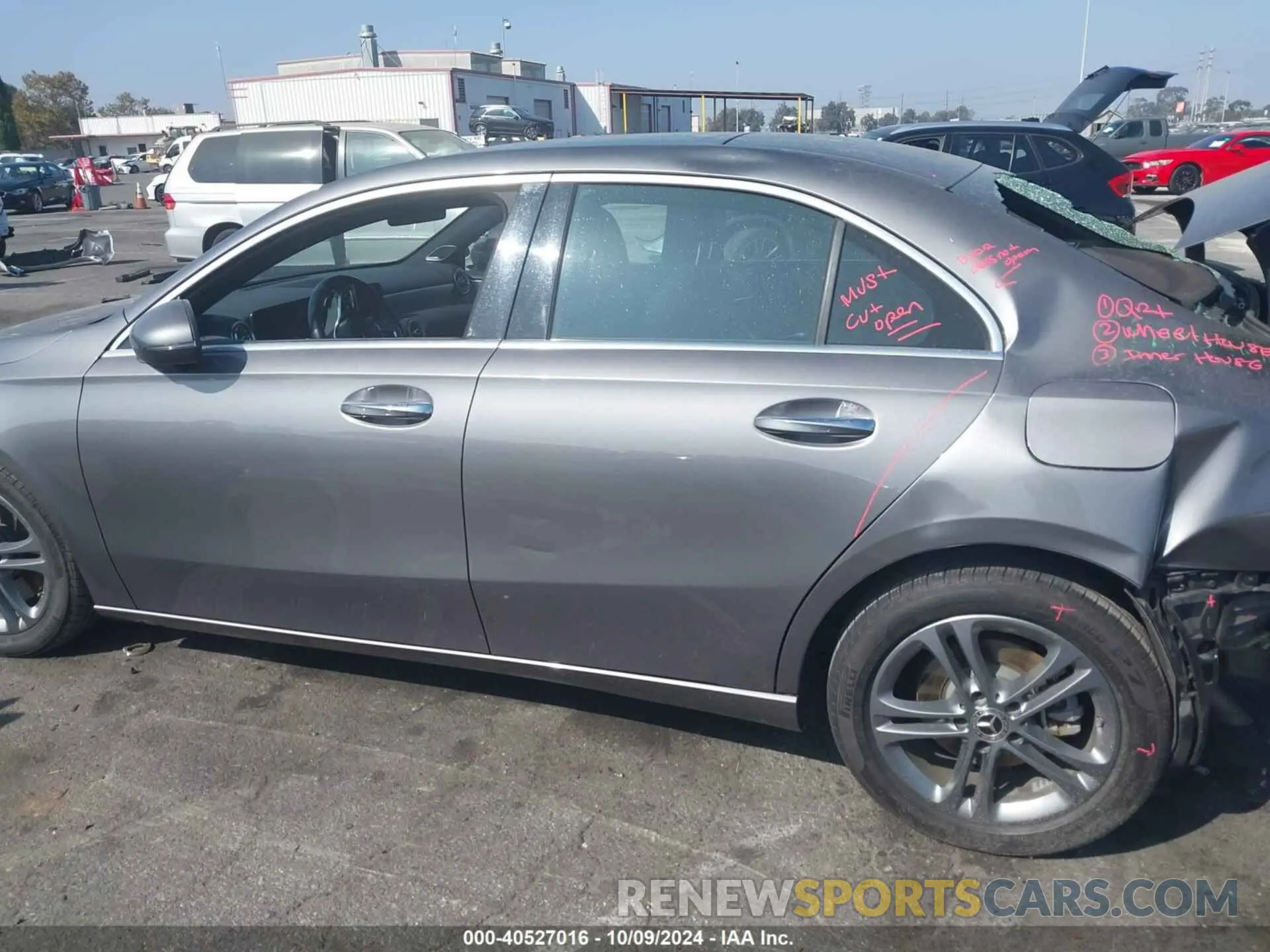 14 Photograph of a damaged car W1K3G4EB8LJ204432 MERCEDES-BENZ A 220 2020