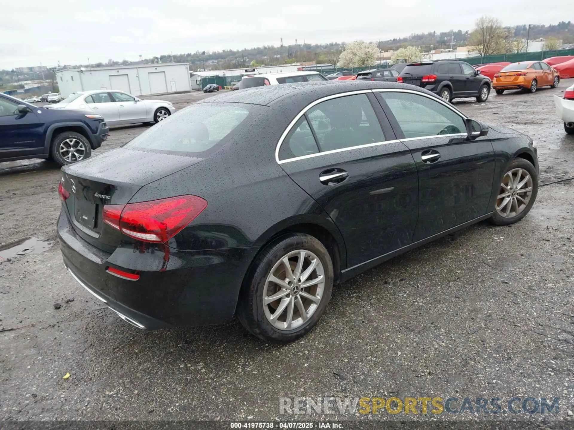 4 Фотография поврежденного автомобиля W1K3G4FB1LJ238193 MERCEDES-BENZ A 220 2020