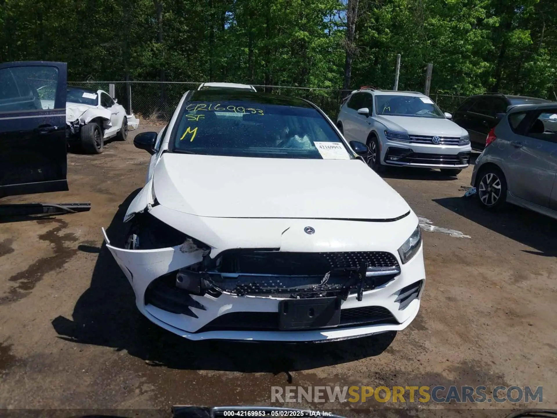 12 Photograph of a damaged car W1K3G4FB6LJ224936 MERCEDES-BENZ A 220 2020