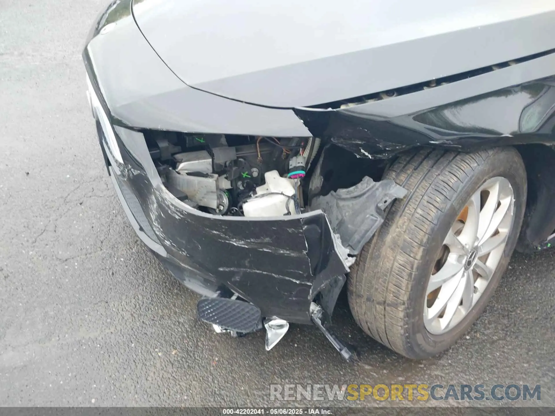 6 Photograph of a damaged car WDD3G4FB3LW040170 MERCEDES-BENZ A 220 2020