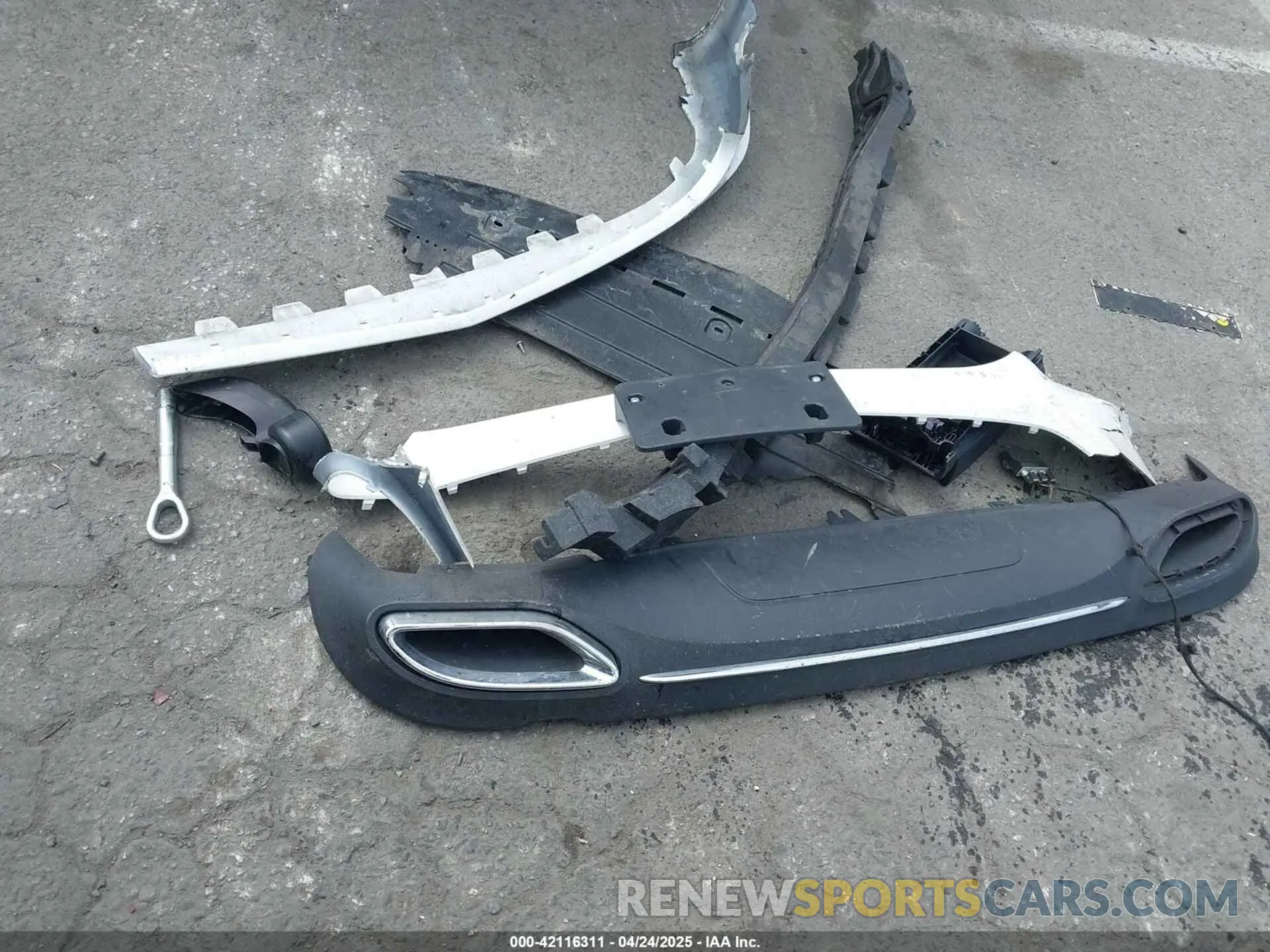 11 Photograph of a damaged car W1K3G4EB5MJ310273 MERCEDES-BENZ A 220 2021