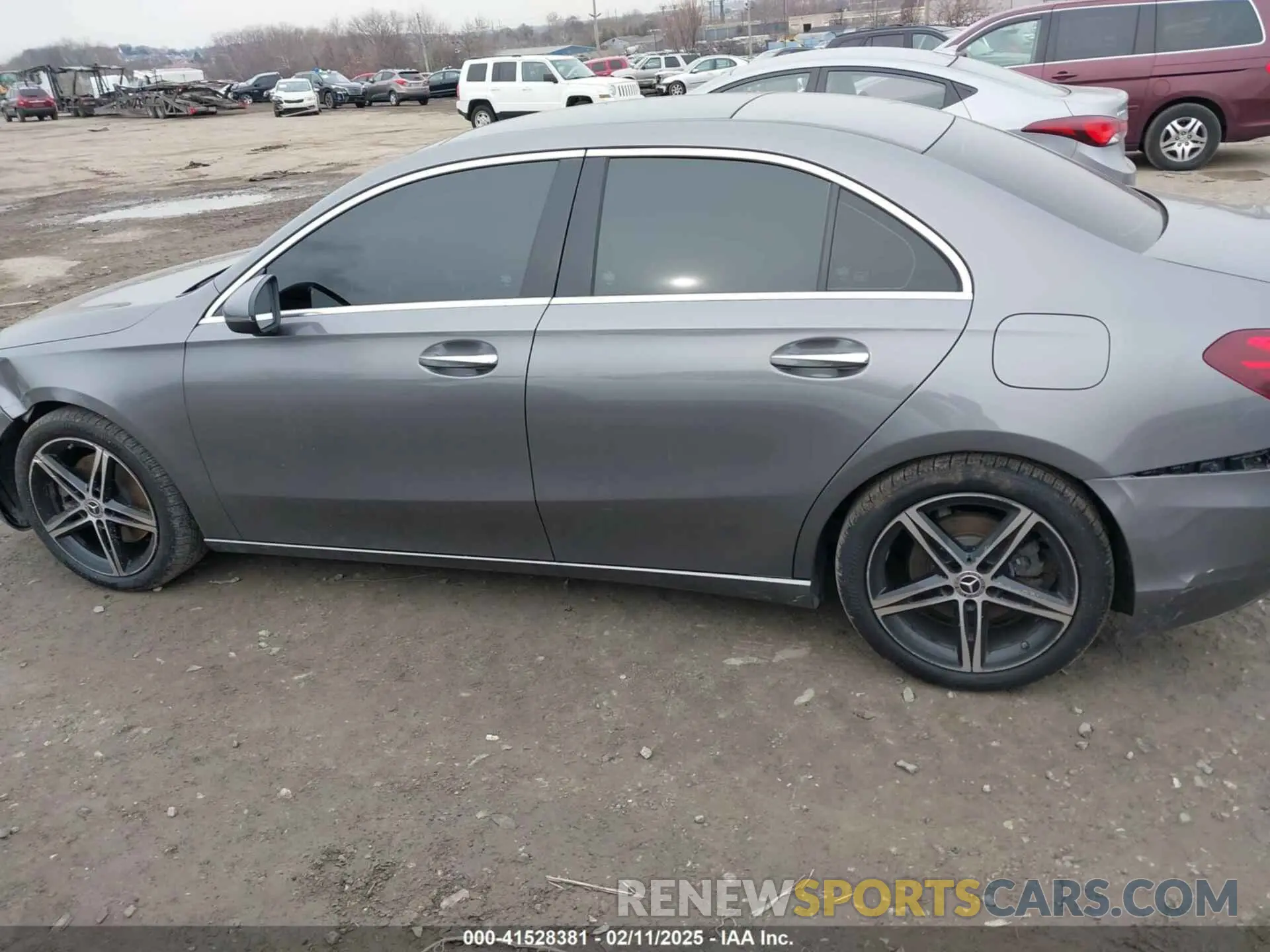 14 Фотография поврежденного автомобиля W1K3G4FB2MJ292636 MERCEDES-BENZ A 220 2021