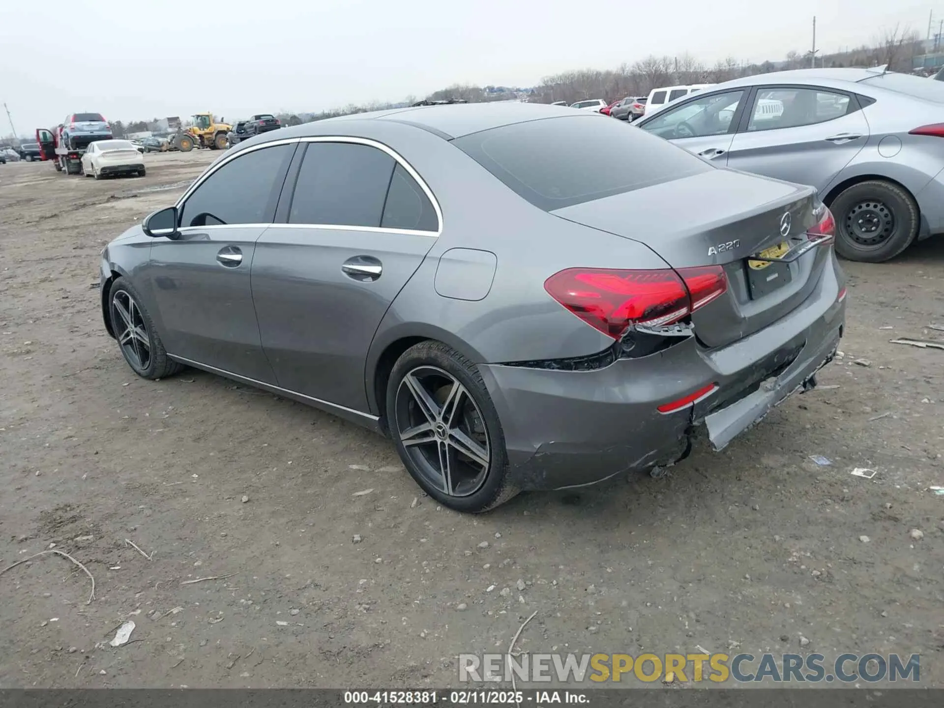 3 Фотография поврежденного автомобиля W1K3G4FB2MJ292636 MERCEDES-BENZ A 220 2021