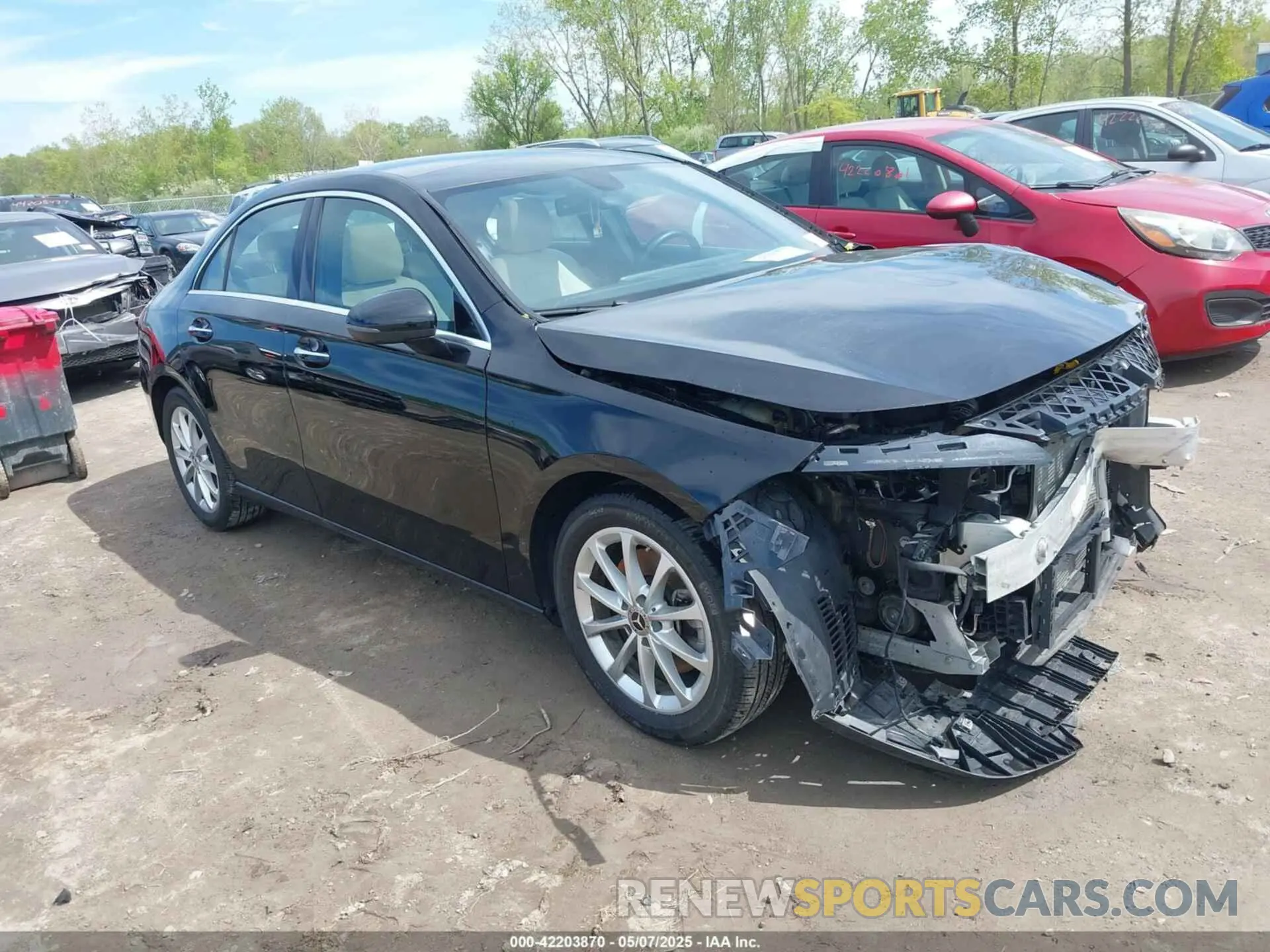 1 Фотография поврежденного автомобиля W1K3G4FB3MJ274131 MERCEDES-BENZ A 220 2021
