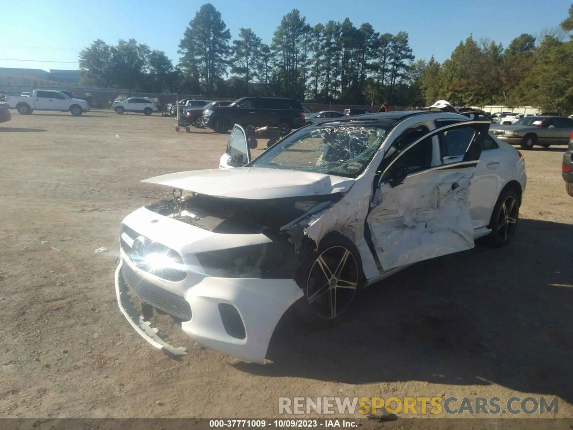 2 Photograph of a damaged car W1K3G4FB6MJ280456 MERCEDES-BENZ A 220 2021