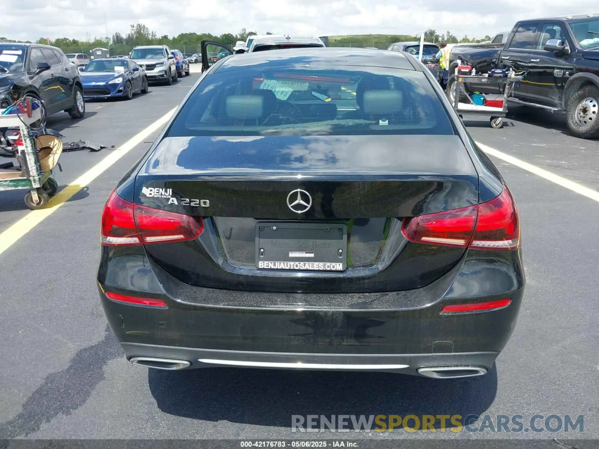 16 Фотография поврежденного автомобиля W1K3G4EB0NJ356708 MERCEDES-BENZ A 220 2022