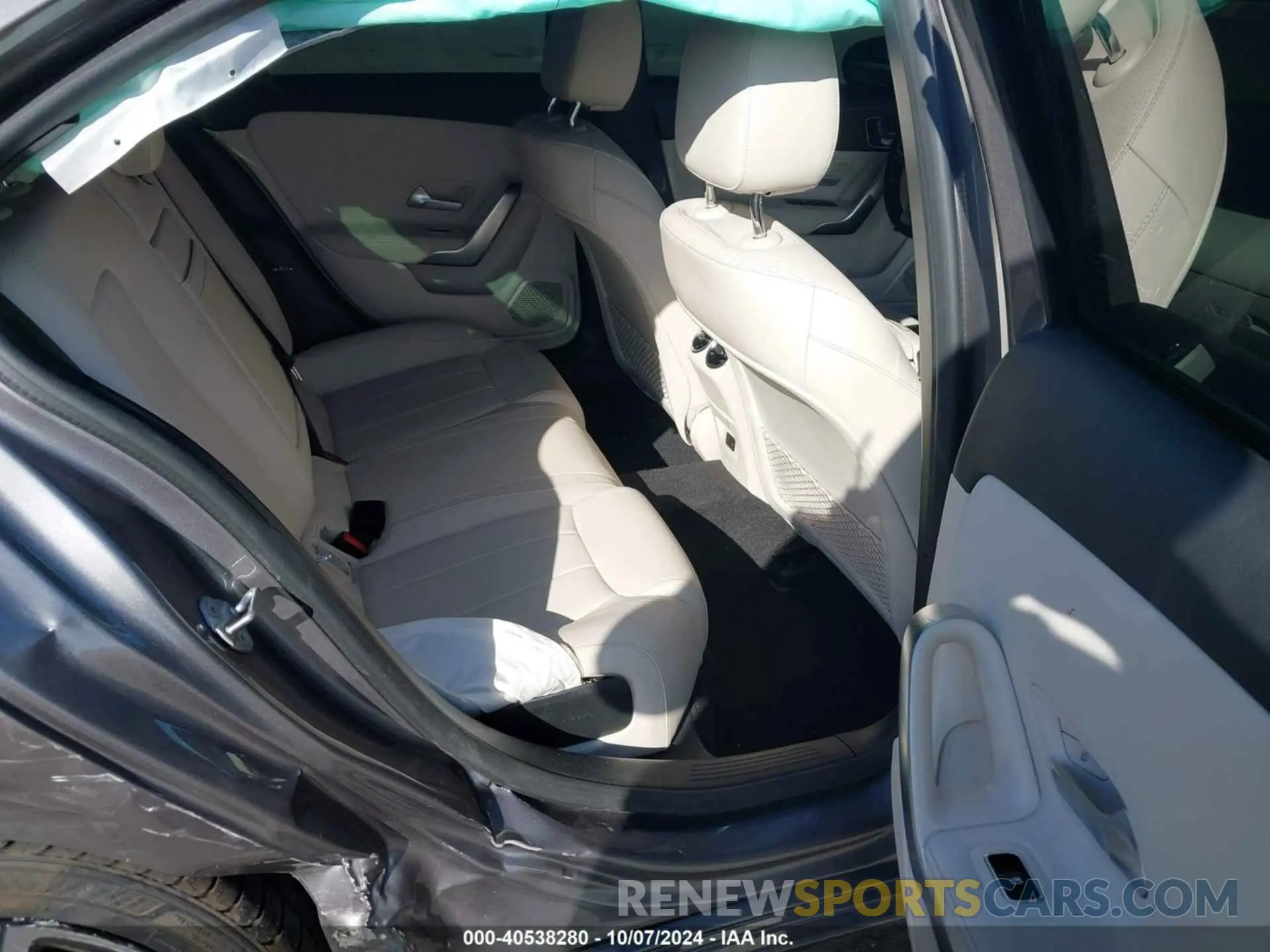 8 Photograph of a damaged car W1K3G4EB2NJ353339 MERCEDES-BENZ A 220 2022