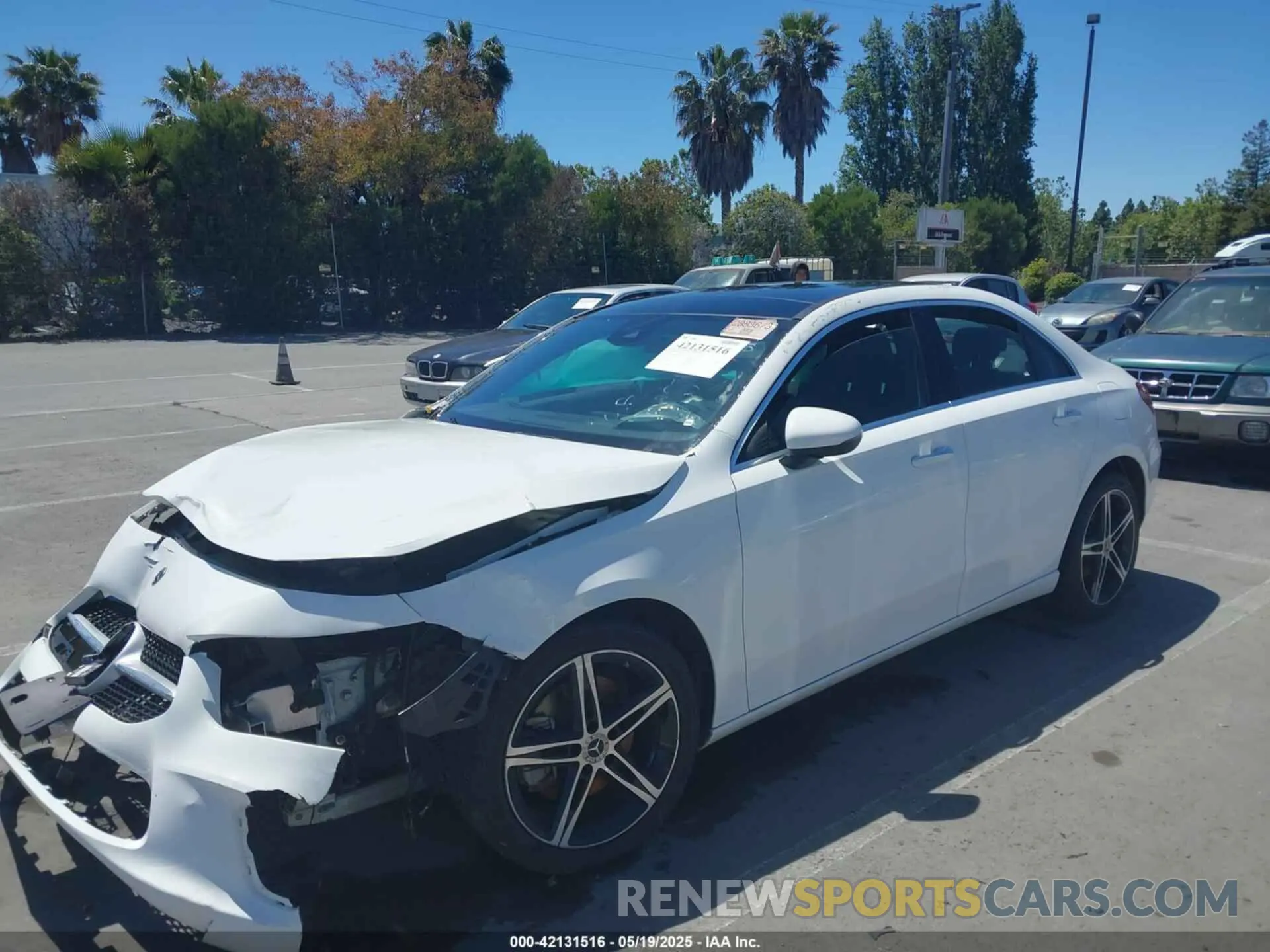 6 Photograph of a damaged car W1K3G4FB5NJ366066 MERCEDES-BENZ A 220 2022