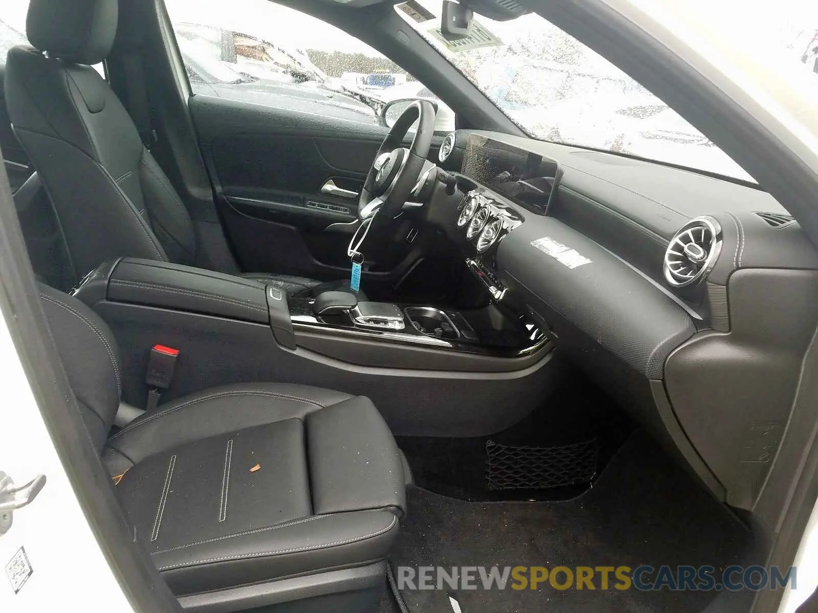 5 Photograph of a damaged car WDD3G4EB9KW005519 MERCEDES-BENZ A 220 4MAT 2019