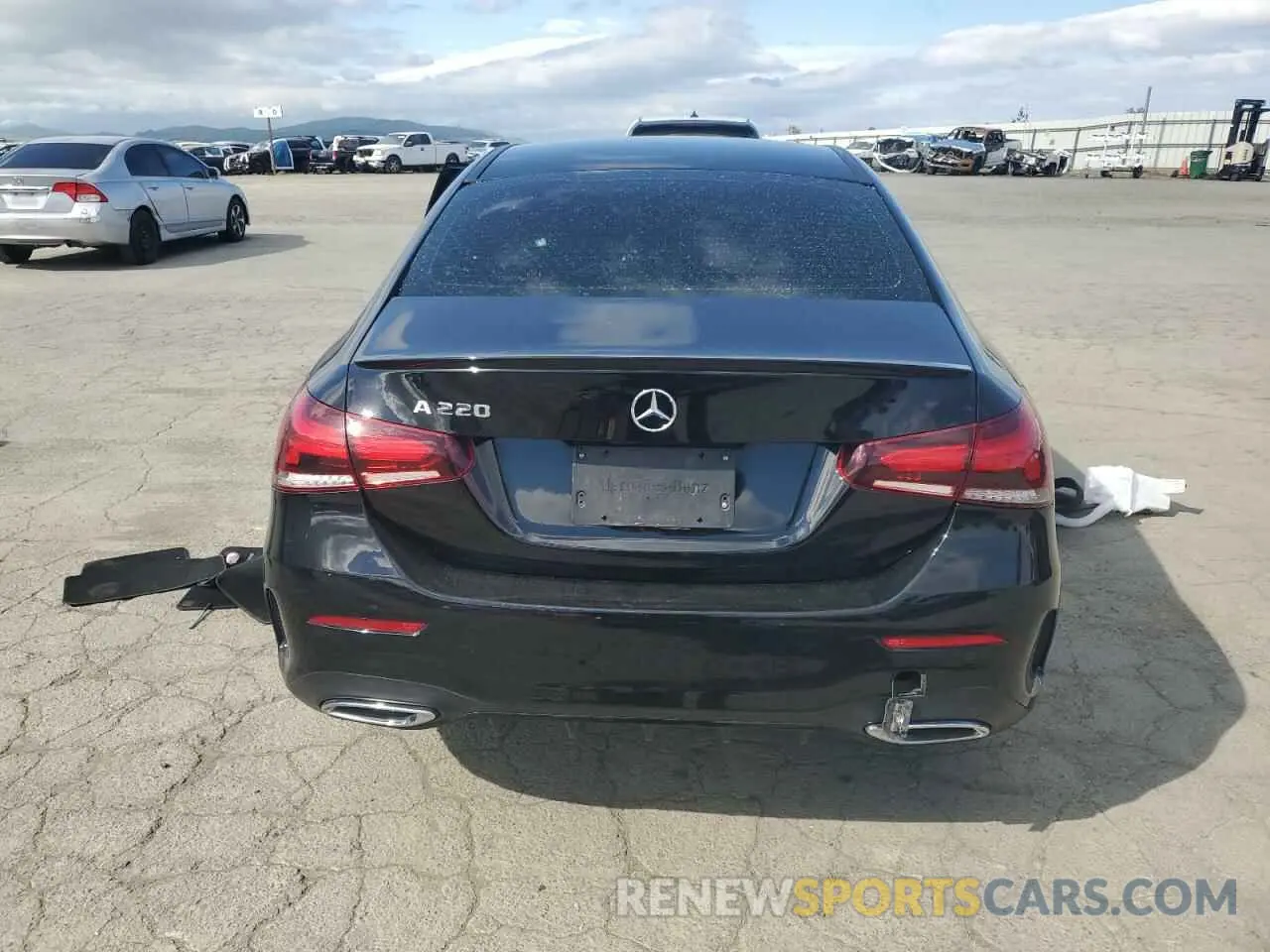 6 Photograph of a damaged car WDD3G4EB0KW025318 MERCEDES-BENZ A-CLASS 2019