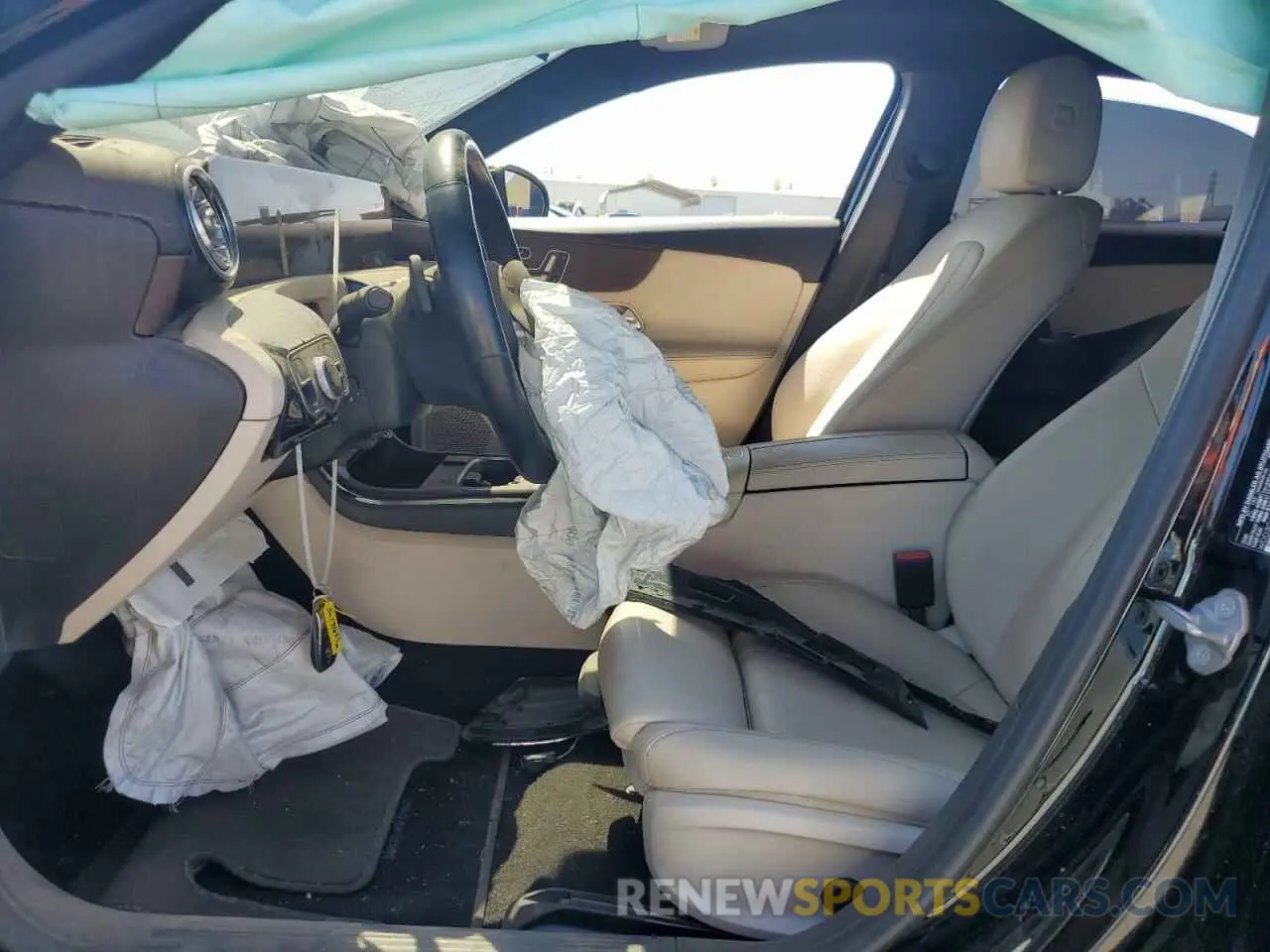 7 Photograph of a damaged car WDD3G4EB1KW021567 MERCEDES-BENZ A-CLASS 2019