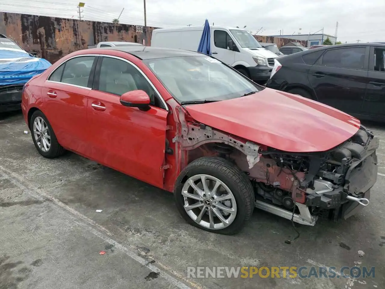 4 Photograph of a damaged car WDD3G4EB4KW013298 MERCEDES-BENZ A-CLASS 2019
