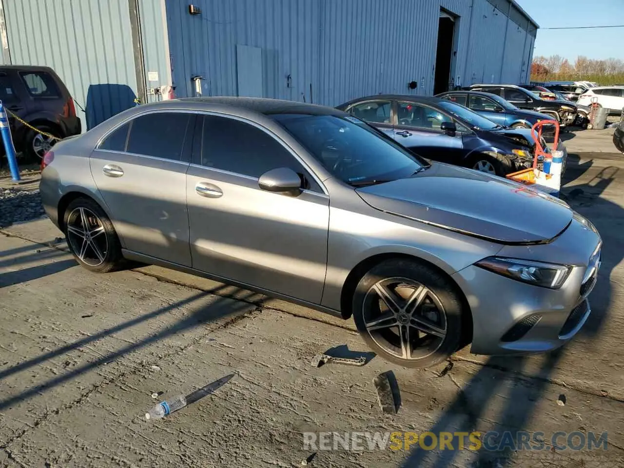 4 Photograph of a damaged car WDD3G4EB4KW022177 MERCEDES-BENZ A-CLASS 2019