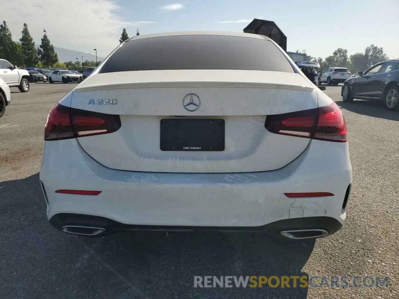 6 Фотография поврежденного автомобиля WDD3G4EB5KW004724 MERCEDES-BENZ A-CLASS 2019