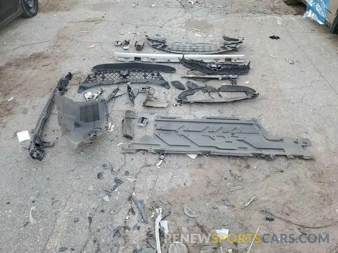 12 Photograph of a damaged car WDD3G4EB5KW012810 MERCEDES-BENZ A-CLASS 2019