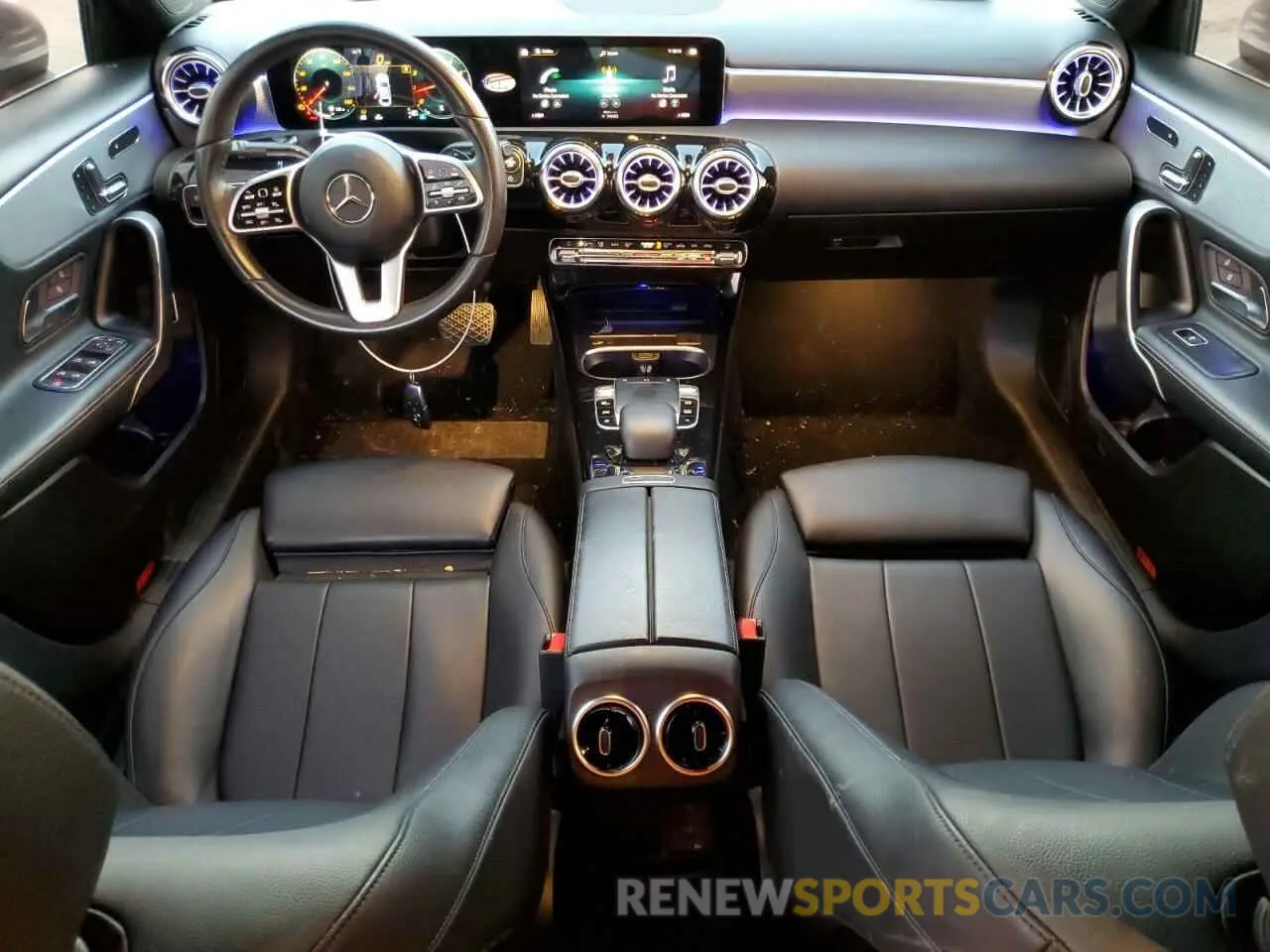 8 Photograph of a damaged car WDD3G4EB5KW012810 MERCEDES-BENZ A-CLASS 2019