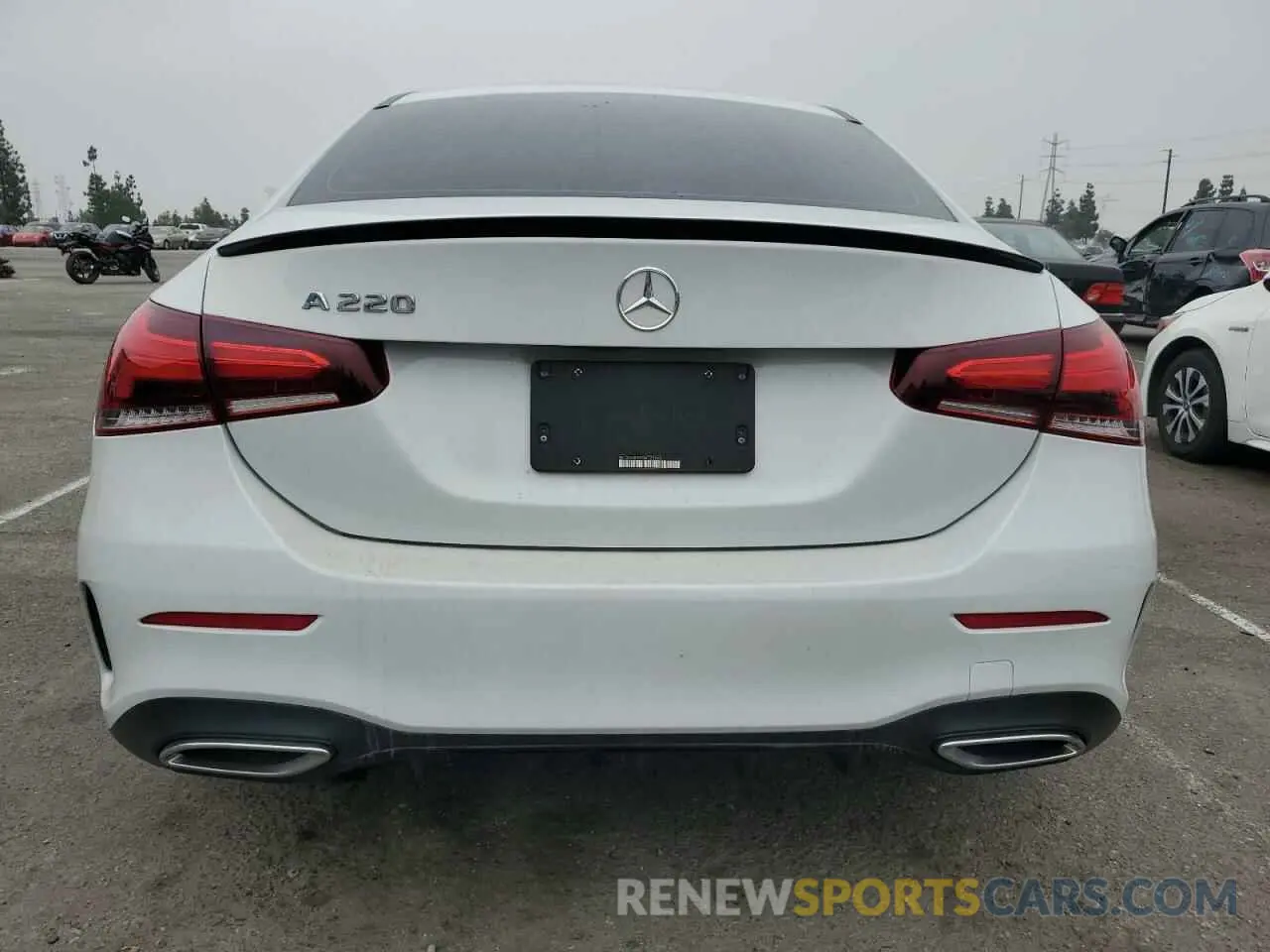 6 Фотография поврежденного автомобиля WDD3G4EB5KW022995 MERCEDES-BENZ A-CLASS 2019